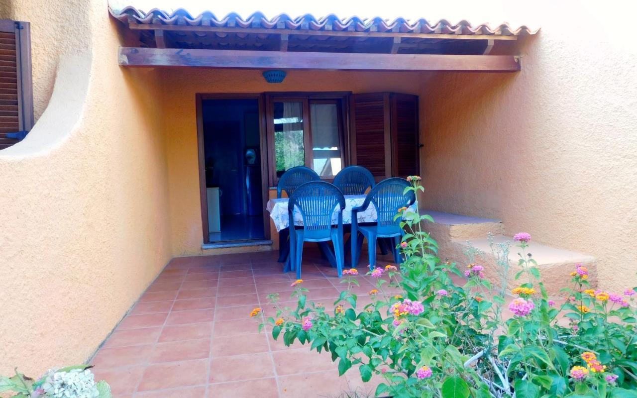 Residence La Pineta Budoni Extérieur photo