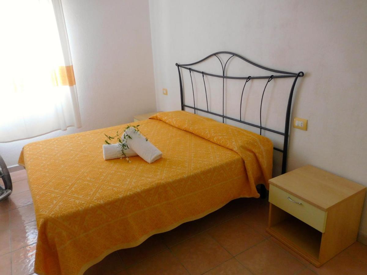 Residence La Pineta Budoni Extérieur photo